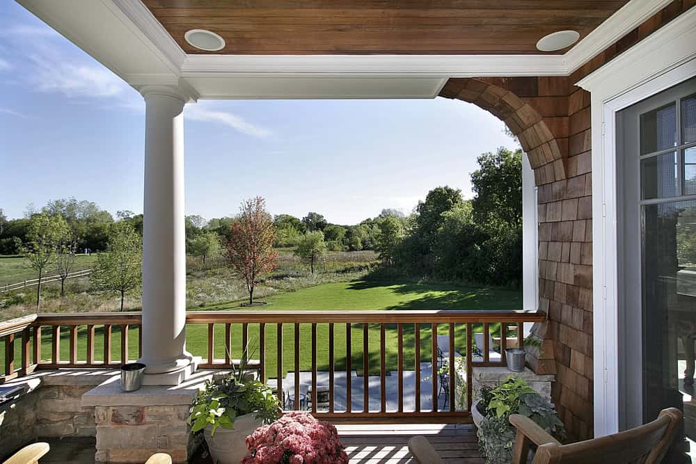 Why Golf Course Living Is Amazing During The Summer